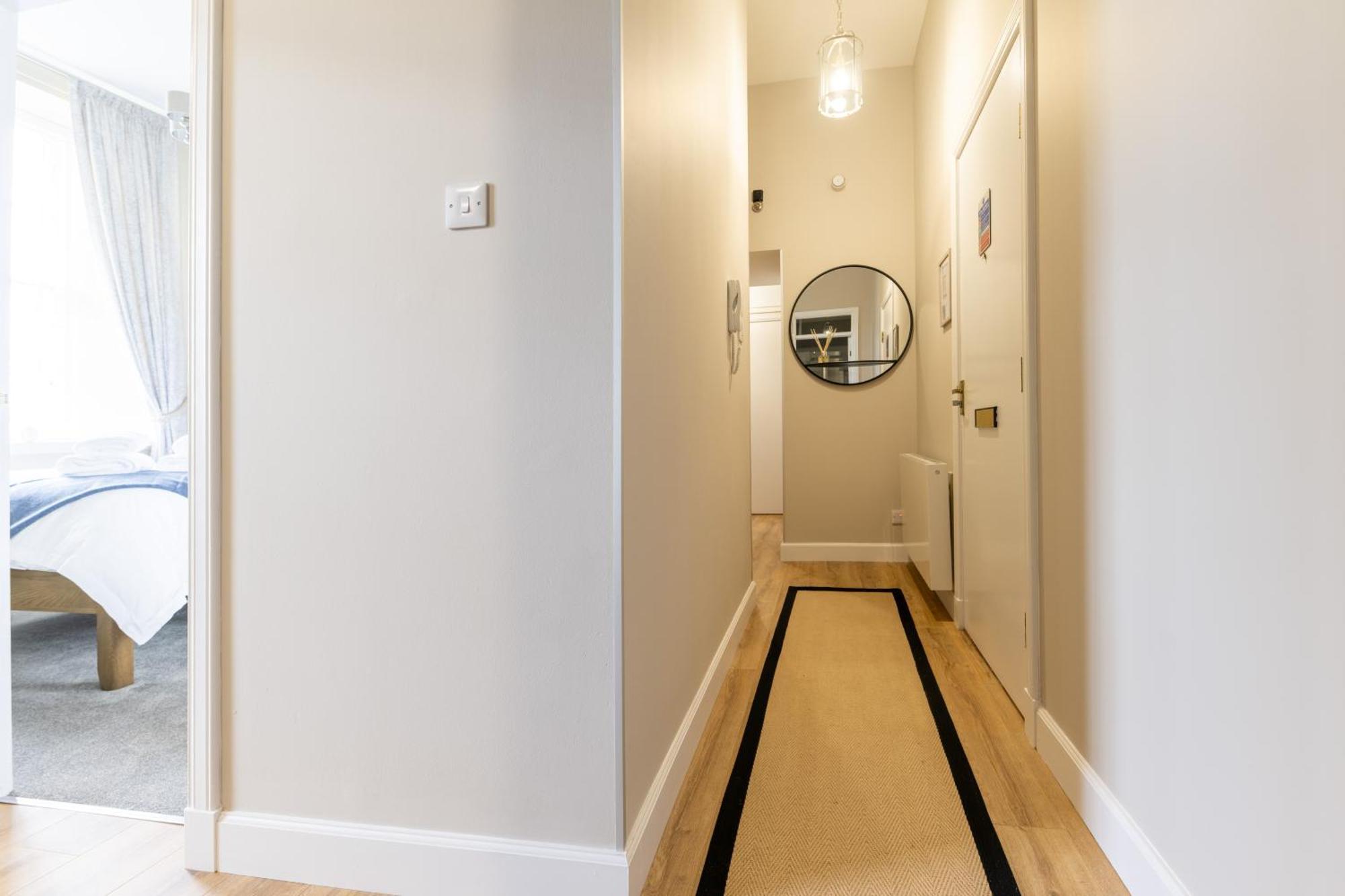 Apartment 1 Old Edinburgh Court *